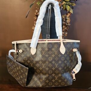 Tote - Cream with Red Inte